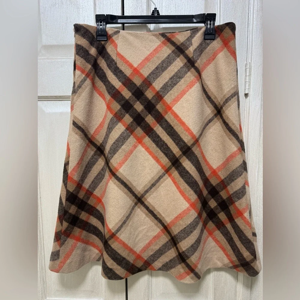 Chadwicks of Boston Size 8 Wool Blend Plaid Lined A-Line Skirt - Picture 2 of 11